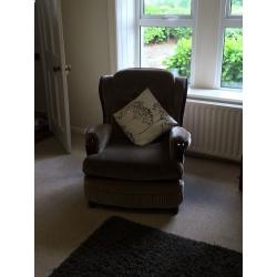 3 Seater Settee and 2 Chairs