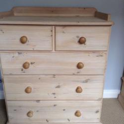 White colour washed chest of drawers