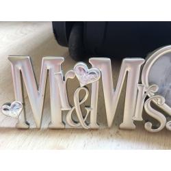 Mr&Mrs photo frame