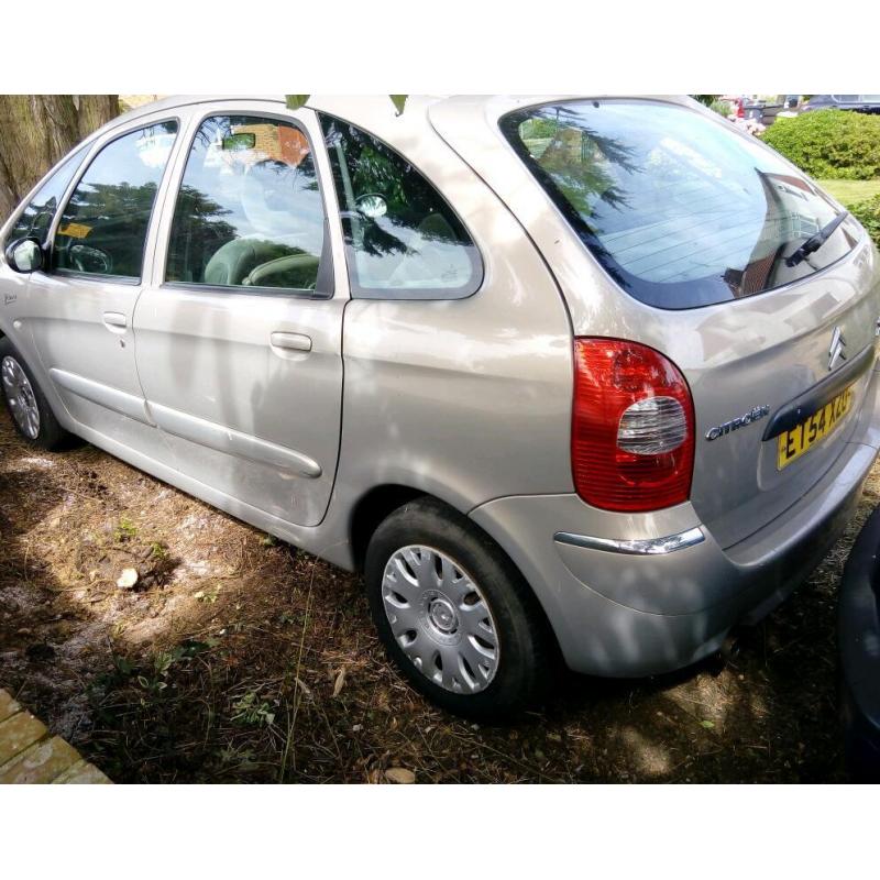 Citreon Picasso 1.8 2005 *only 2 previous owners*