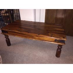 Beautiful sheesham Indian jali wood rosewood coffee table