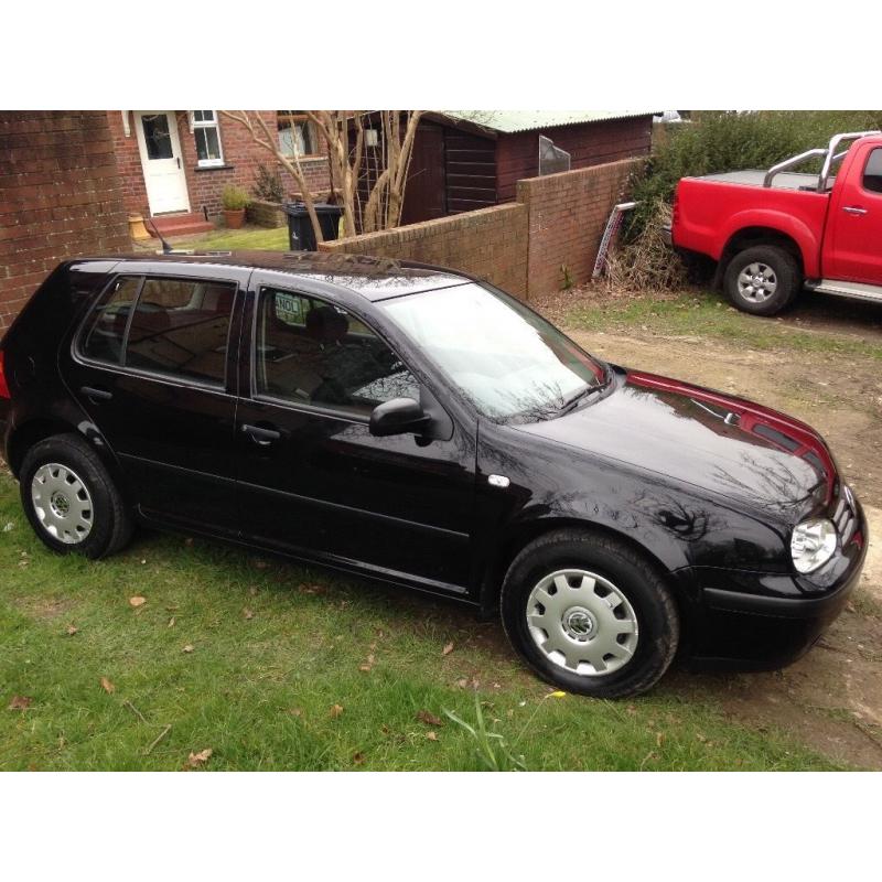 VW GOLF 1.6 for sale