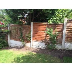 4 wooden fence panels