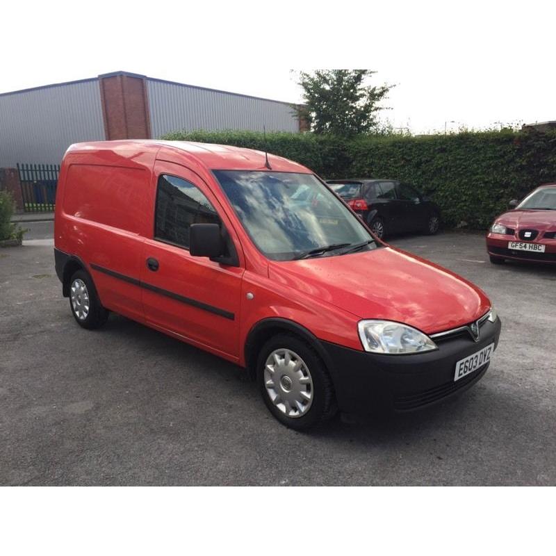 Vauxhall combo,transit,vivaro,minibus,crewcab in stock