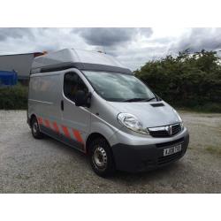 08 Vauxhall vivaro 2.0cdti 90ps 2900 high roof bulk head FSH 1 owner