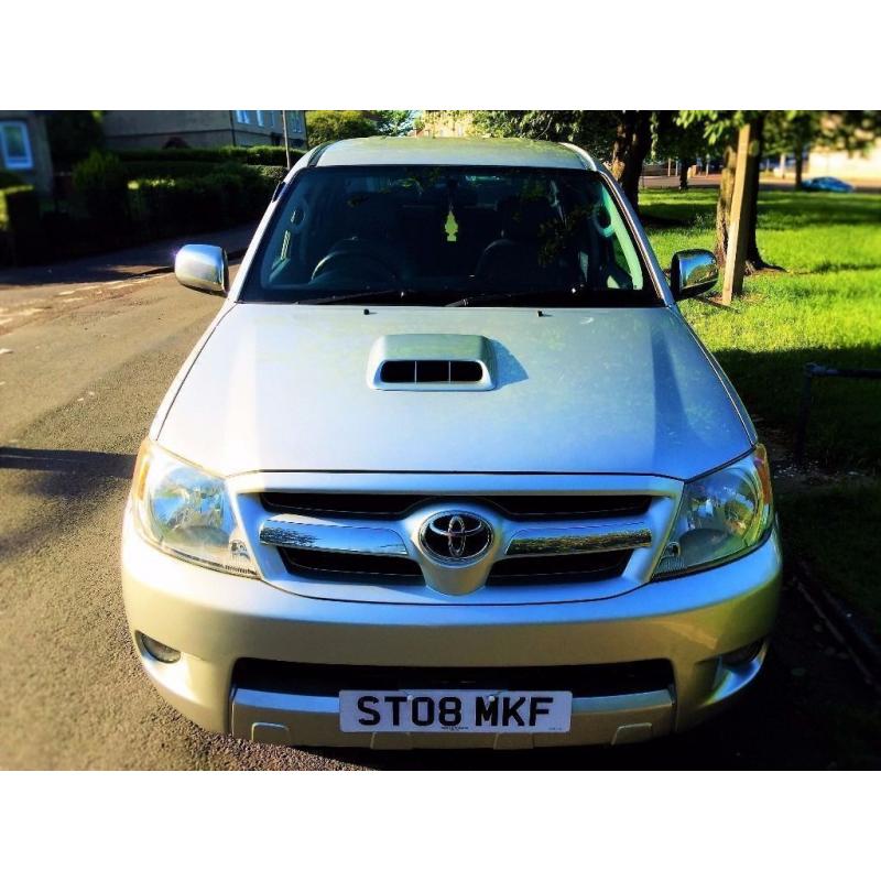 ?TOP SPEC (NO VAT)?2008 TOYOTA HILUX INVINCIBLE D4D 3.0 DIESEL ? ALLOYS ? FULL LEATHER ?AUTOMATIC