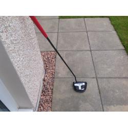 Odyssey Works Big T V line Mallet Putter