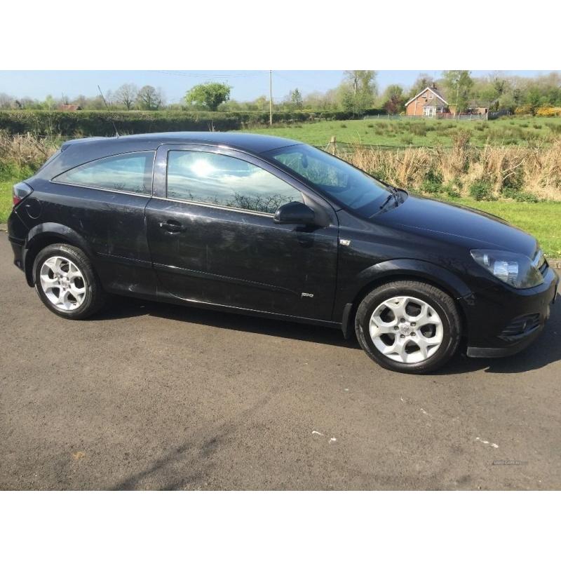 Showroom example Oct 2006 Vauxhall Astra Sport Hatch 1.6 16v SXI 3DR 6MTH warranty 1yrs mot