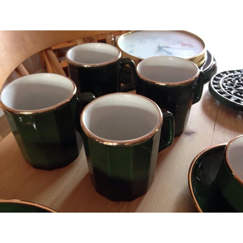 Coffee set and plates