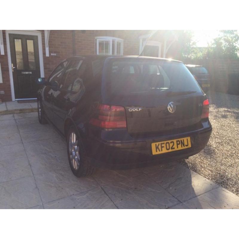 VOLKSWAGEN GOLF 2.3L - V5 - SELLING DUE TO NEW LEASE VEHICLE