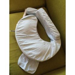 My Brest Friend Breastfeeding pillow