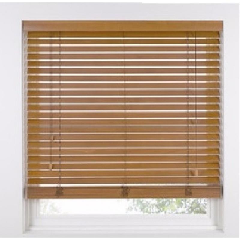 BRAND NEW IN BOX TAWNY WOODEN VENETIAN BLINDS WITH 5CM (2INCH) SLATS 120CMX230CM