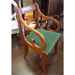 Lovely Yew Extending Dining Table & Eight Chairs - WE CAN DELIVER