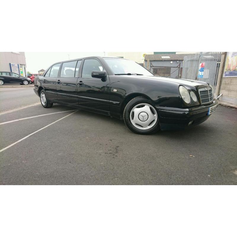 Mercedes E240 6 doors limousine 8 seater