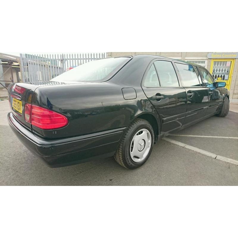 Mercedes E240 6 doors limousine 8 seater