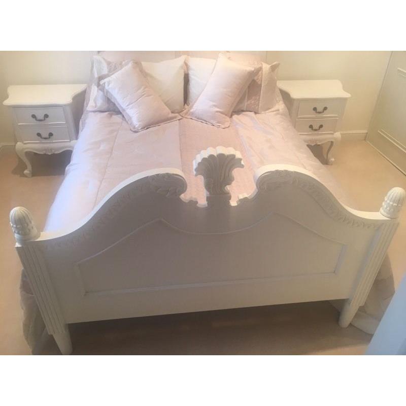 Double Bed , mattress , bedding and bedspread