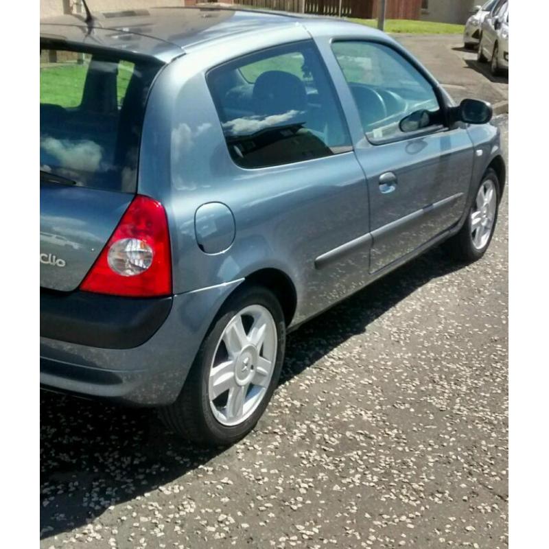 Clio 05 1.2 58k