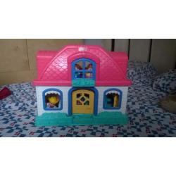 Fisher Price Little People Sounds Doll House