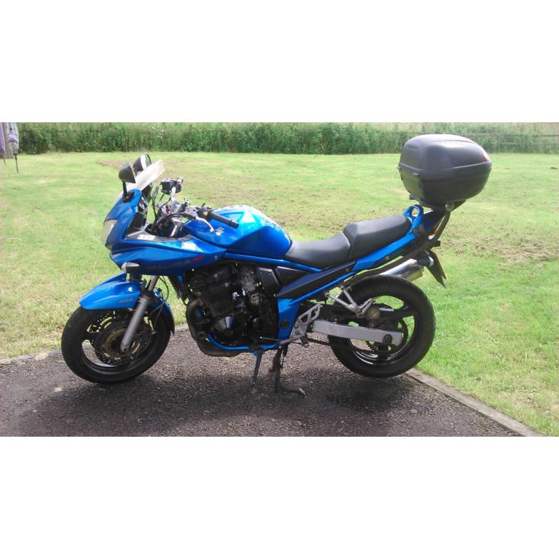 Beautiful Suzuki GSF 650 for sale.