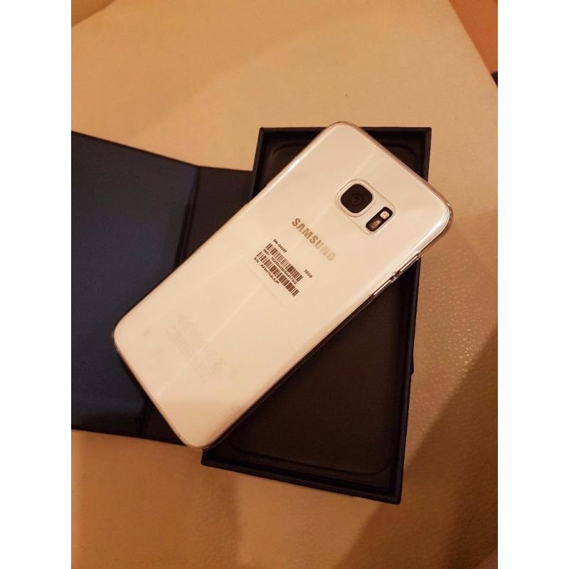 Brand New!!!Samsung Galaxy S7 edge White or Pink two for 850