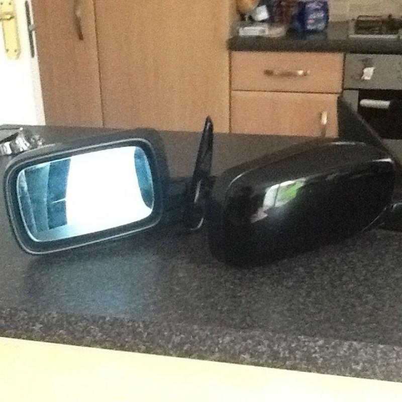 Bmw e36 coupe electric door mirrors.