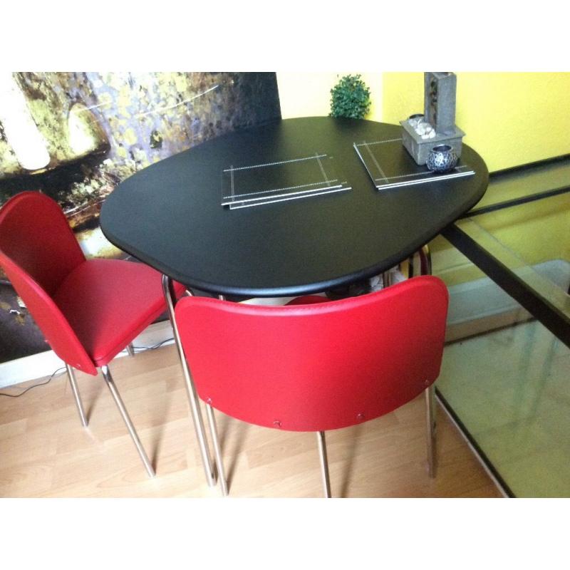 Small black kitchen table, 4 chairs