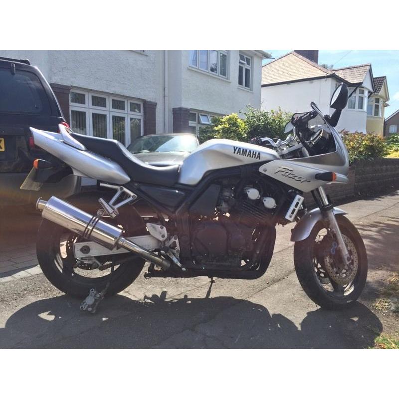 Yamaha Fazer FZS600