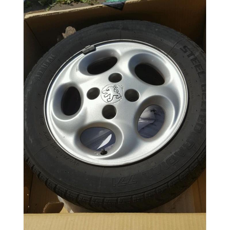 Peugeot 175/65 r14 alloys and tyres