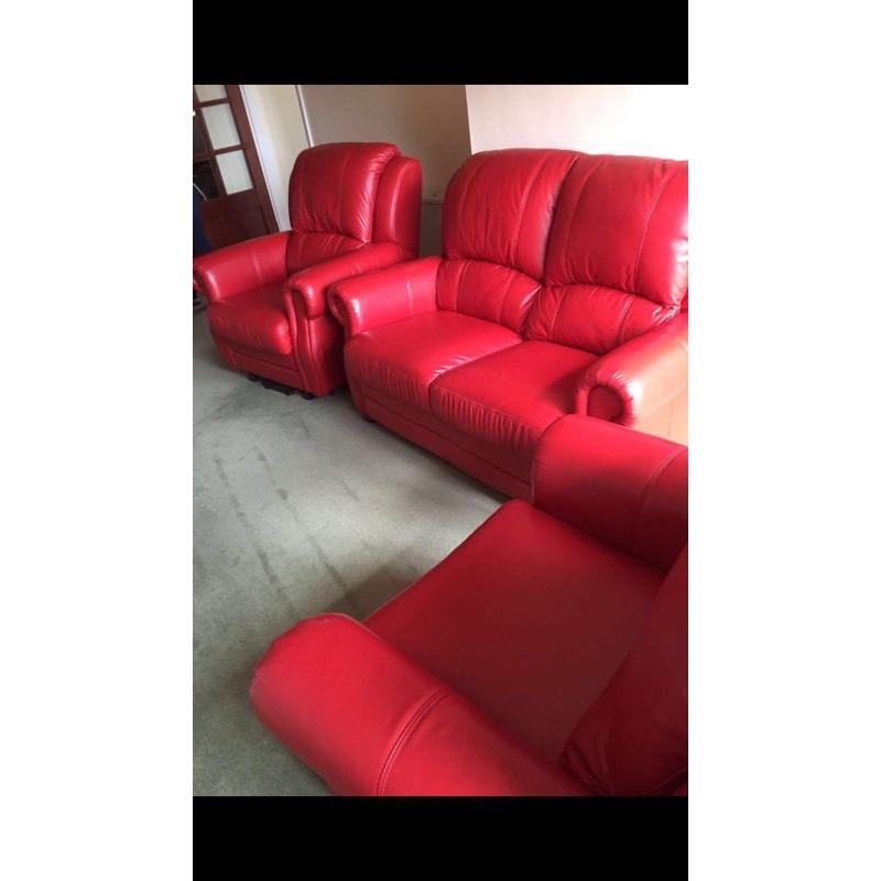 Red settee 2 seater x2 single rise and recline chairs