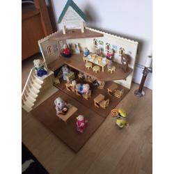 Sylvanian Families School and characters set