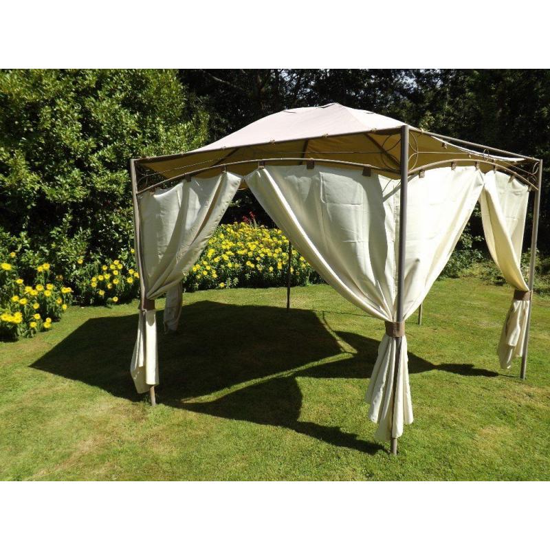 Garden gazebo