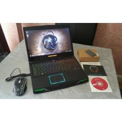 ALIENWARE M14X / CORE I5 2ND GEN /750GB /10 GB RAM /NVIDIA GT555 1.5GB/FULL OFFICE. ....