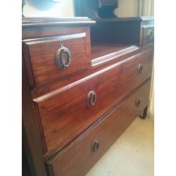 Beautiful Dressing Table Antique