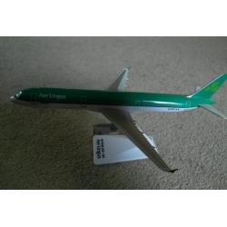 Aer lingus air bus A321-200 model plane