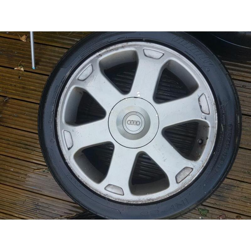 4 x genuine 17" Audi Wheels. Ideal for VW T4 T5