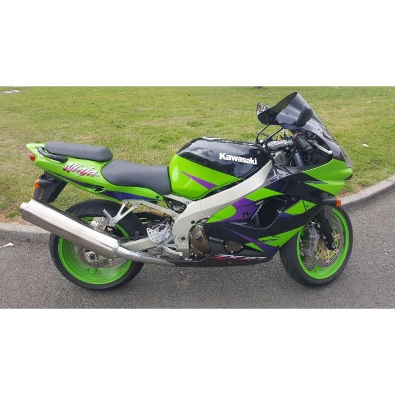 2001 Kawasaki ZX9R LOW MILEAGE