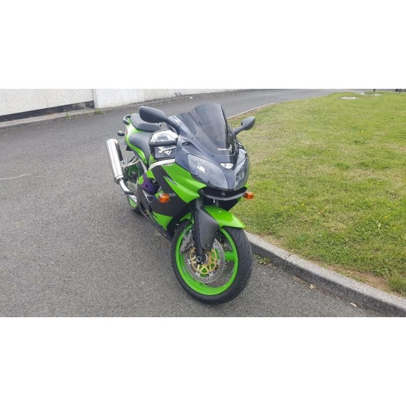 2001 Kawasaki ZX9R LOW MILEAGE