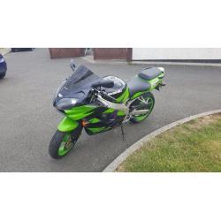 2001 Kawasaki ZX9R LOW MILEAGE