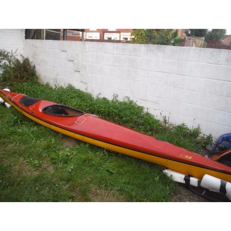 ocean kayak - P- H fiber glass light lightweight perfect condition