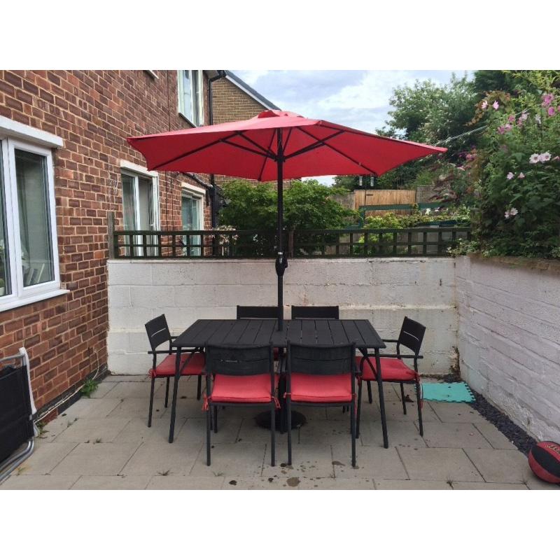 6 seater outdoor dining garden set with parasol