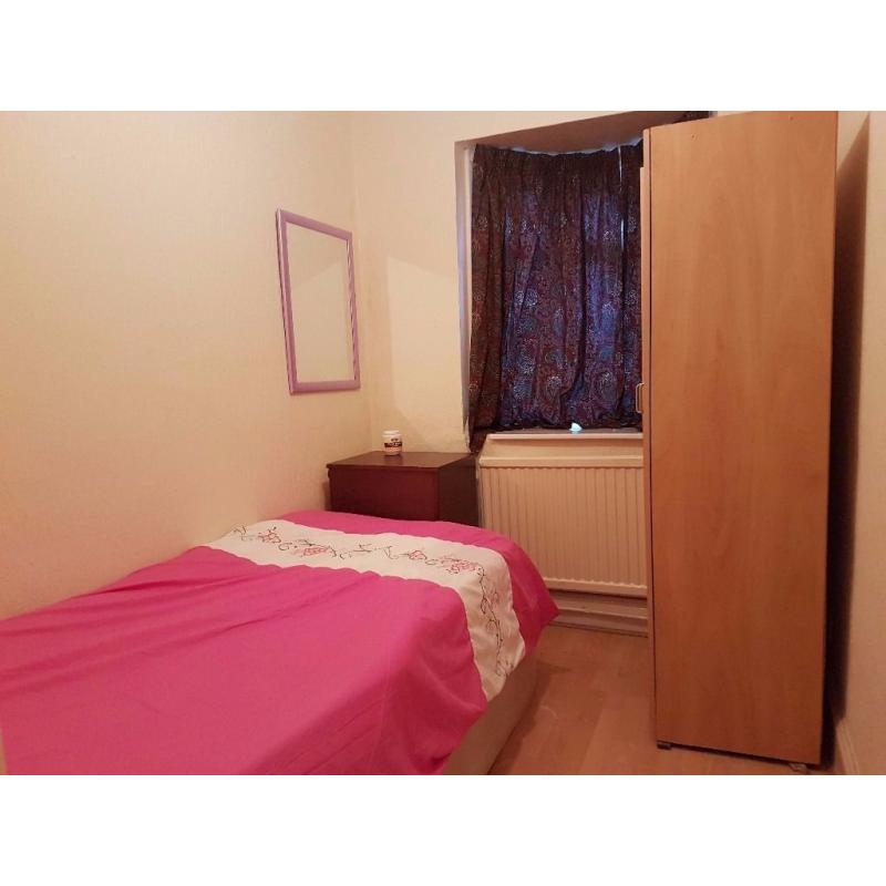 Single Room for Lady at Harrow with All Bills :Call 07539023785