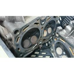 Subaru impreza ej20 complete heads with inlet manifold