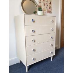 Vintage chest of drawers