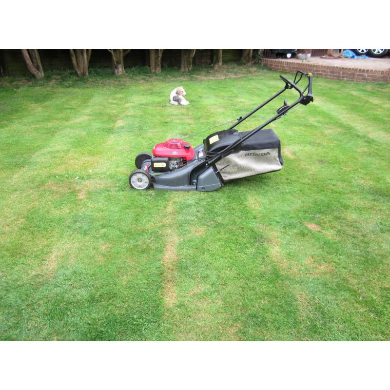 HONDA HRX 476 QX 19" Mower 2013 MODEL JUST BEEN SERVICED