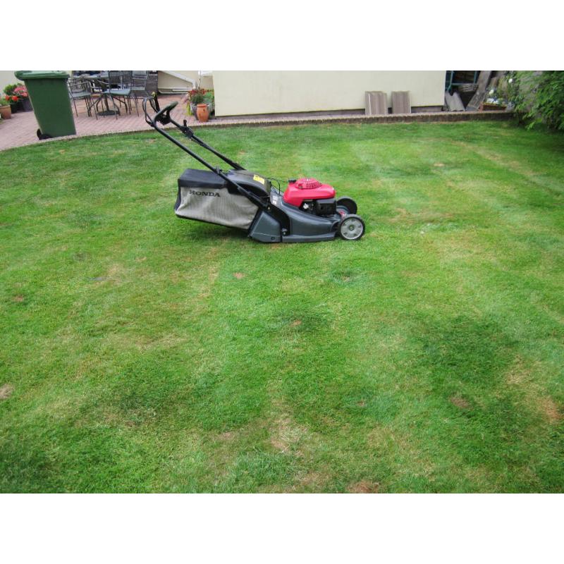 HONDA HRX 476 QX 19" Mower 2013 MODEL JUST BEEN SERVICED