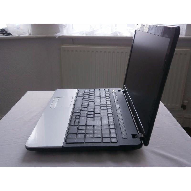 Acer--P253-----i3