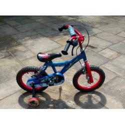 Spiderman 3 bike with stabilisers