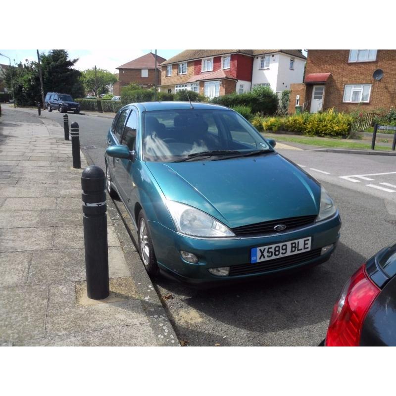 Ford Focus Ghia 1.6 Litre 5 Door Hatchback