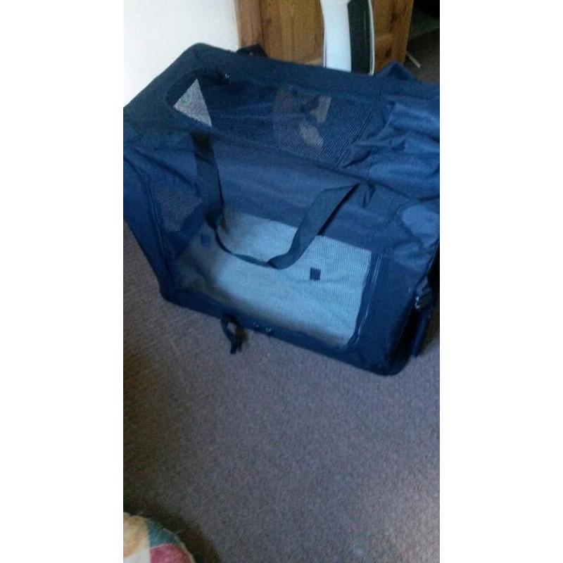 brand new cat / dog carrier for a large cat or a dog