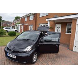 2010 Toyota Aygo Black 1.0 VVTi Alloys Aircon Superb condition Low Mileage